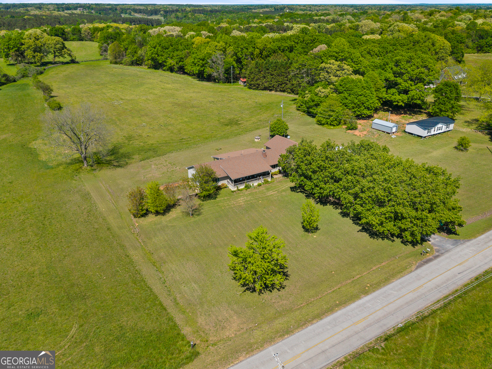 696 Hickory Crossing Road Hartwell GA 30643