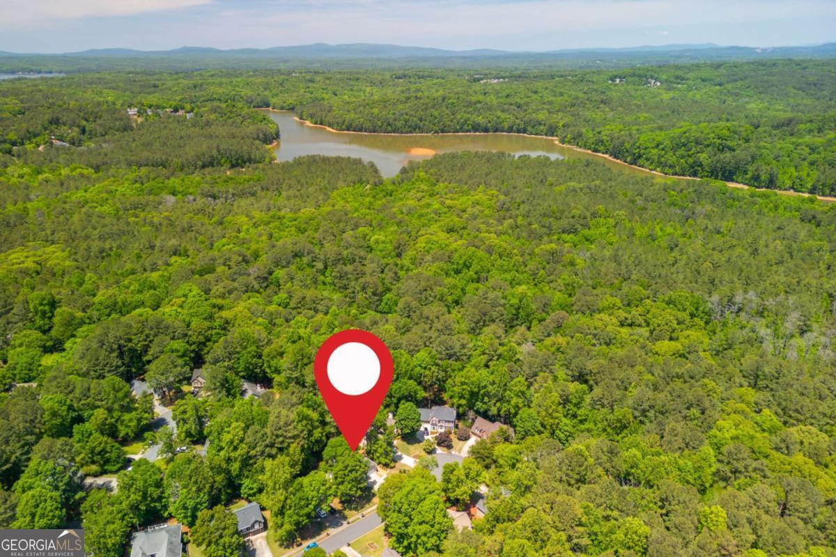 1307 Cobblestone Lane Woodstock GA 30189