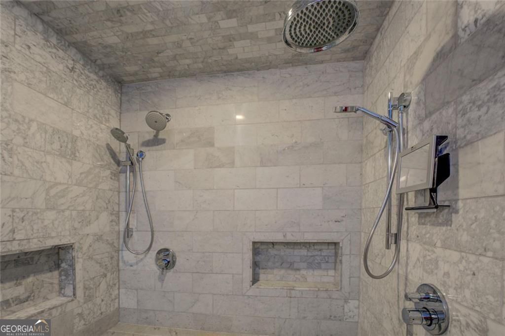 1250 Breuer Mews Atlanta GA 30318