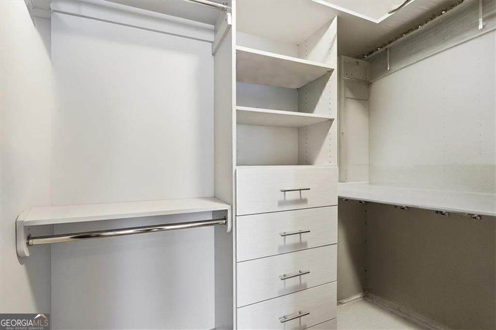 1250 Breuer Mews Atlanta GA 30318