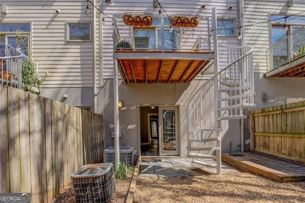 1250 Breuer Mews Atlanta GA 30318