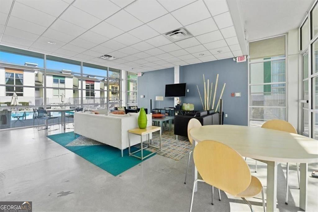 1250 Breuer Mews Atlanta GA 30318