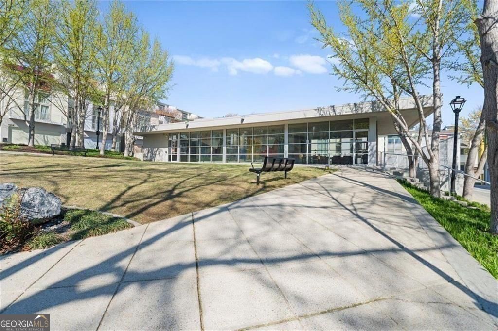 1250 Breuer Mews Atlanta GA 30318
