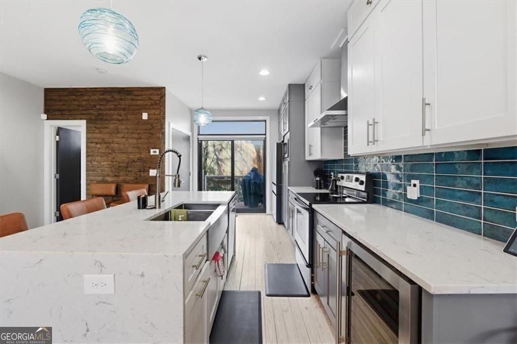 1250 Breuer Mews Atlanta GA 30318