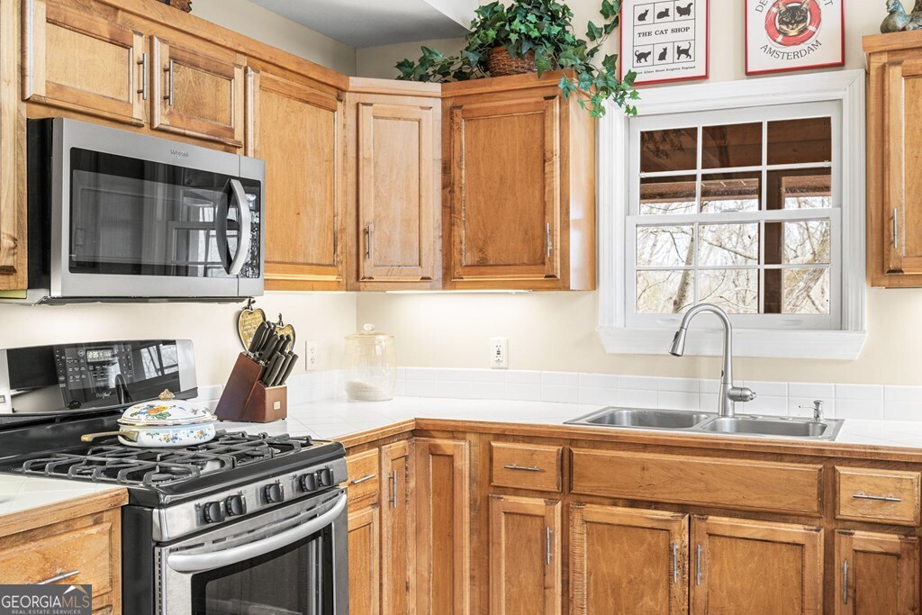 244 Lapidary Lane Young Harris GA 30582