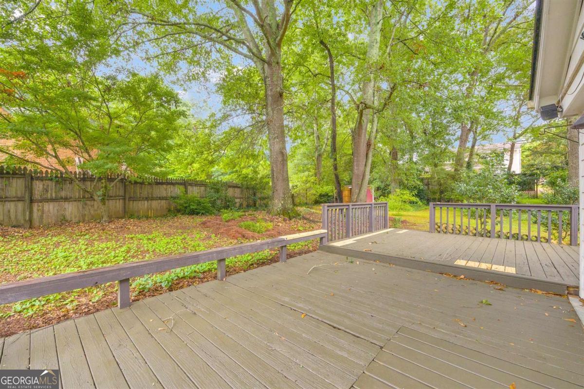 151 Winterberry Lane Athens GA 30606