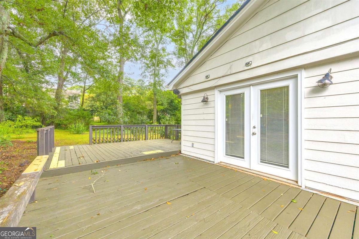 151 Winterberry Lane Athens GA 30606