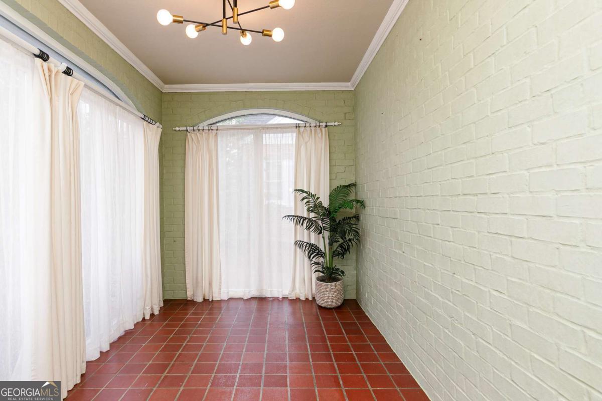 683 Collier Road NW Atlanta GA 30318