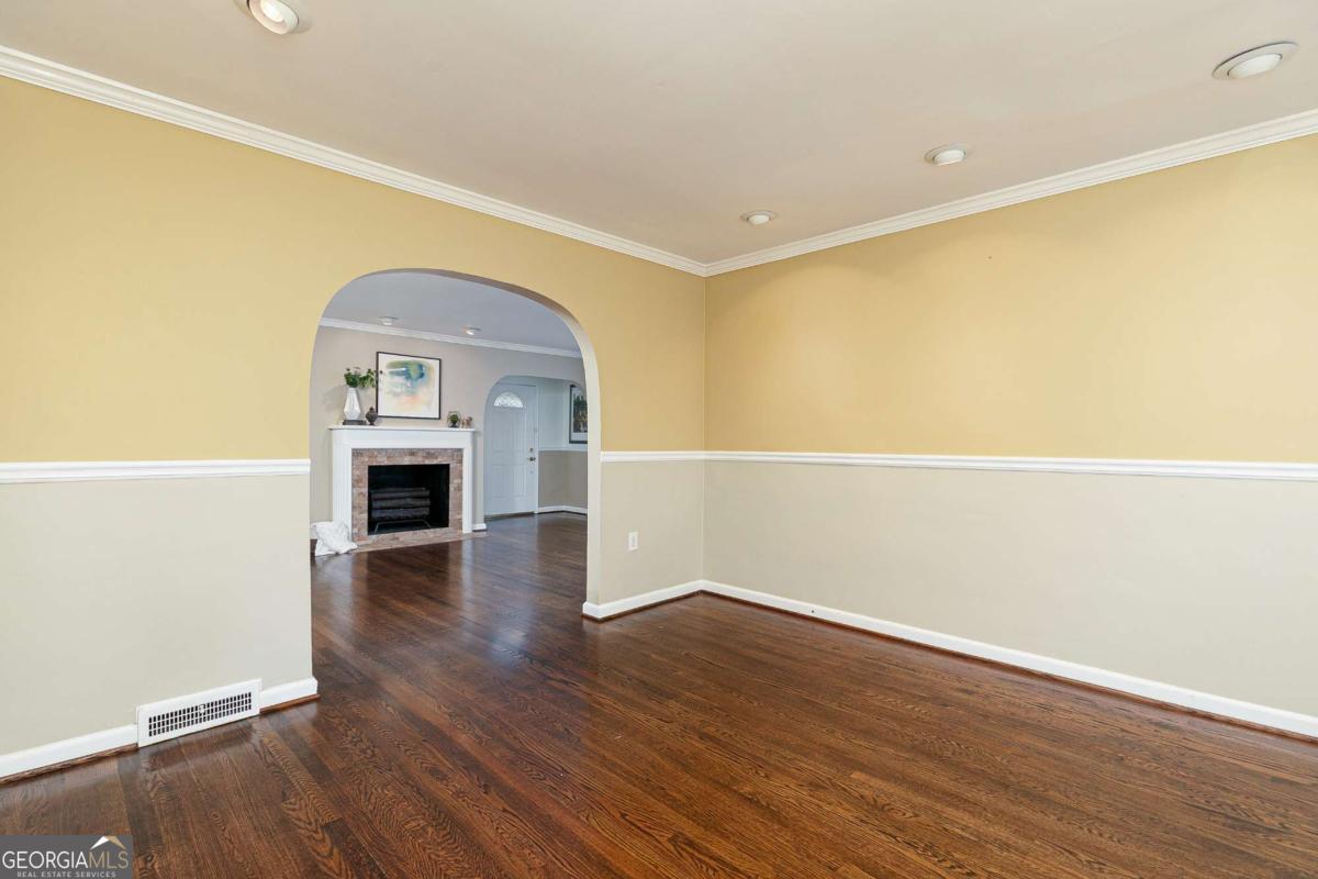 683 Collier Road NW Atlanta GA 30318