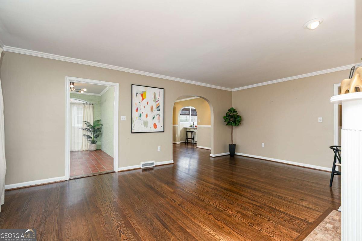 683 Collier Road NW Atlanta GA 30318