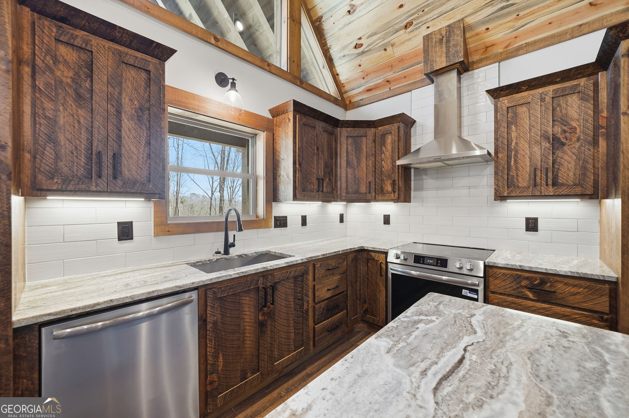 835 Hilton Drive Ellijay GA 30540