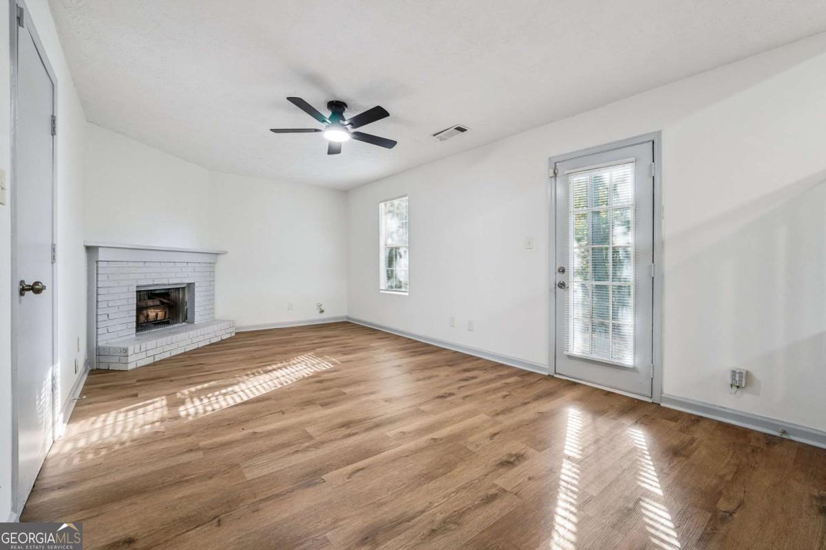 728 Stonebridge Crescent Lithonia GA 30058