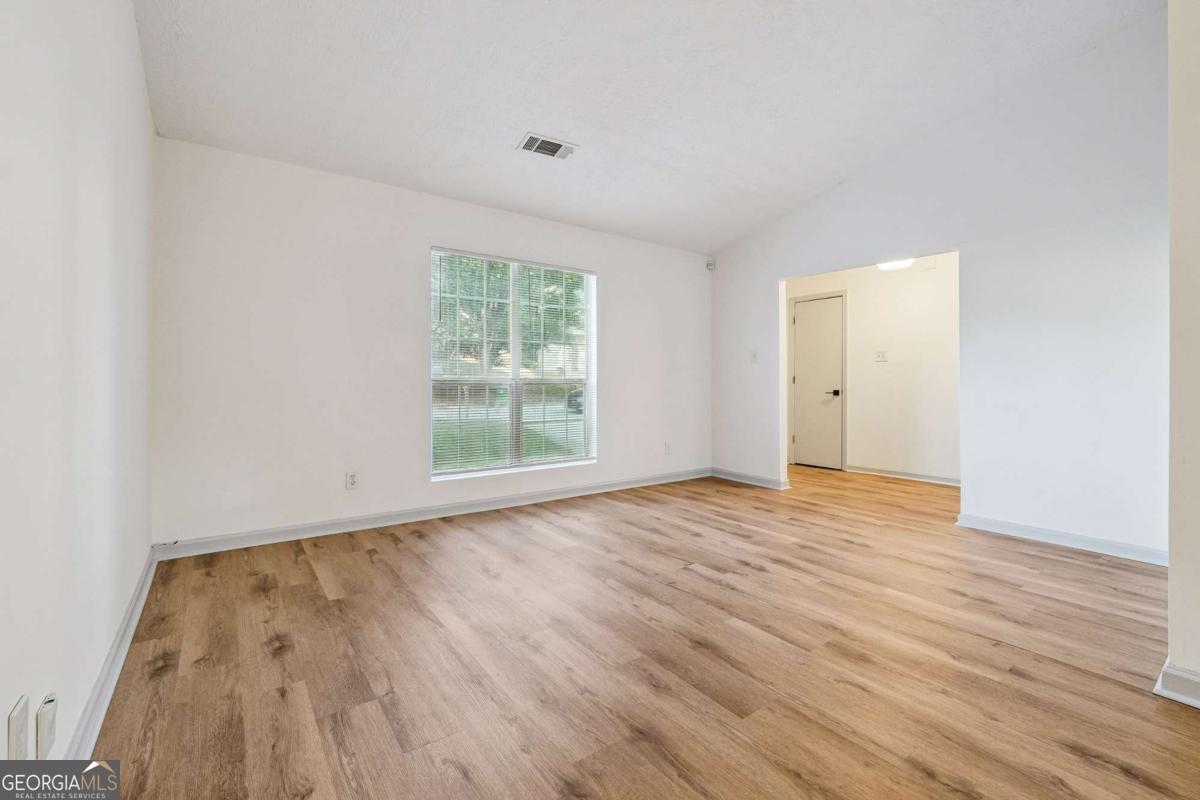 728 Stonebridge Crescent Lithonia GA 30058