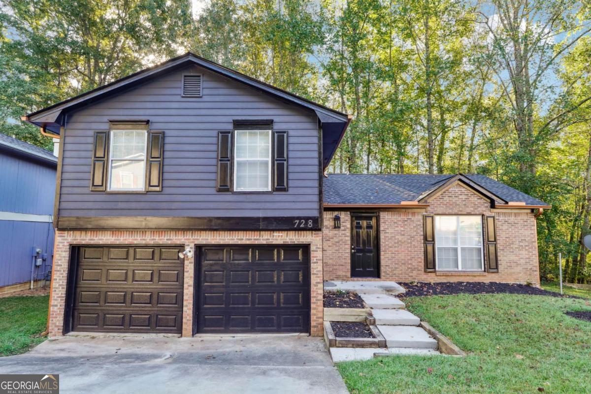 728 Stonebridge Crescent Lithonia GA 30058