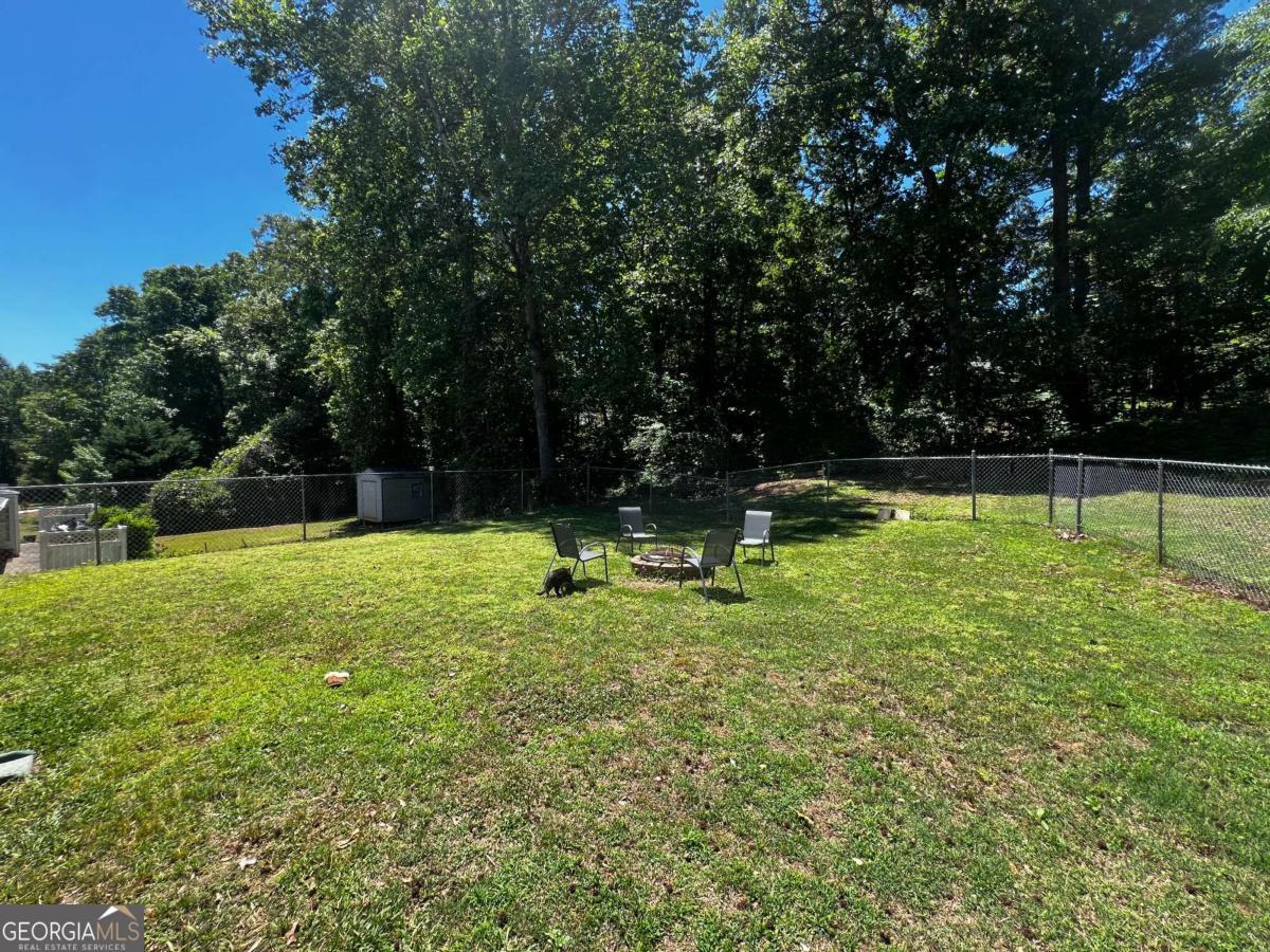 7235 Hummingbird Lane Winston GA 30187