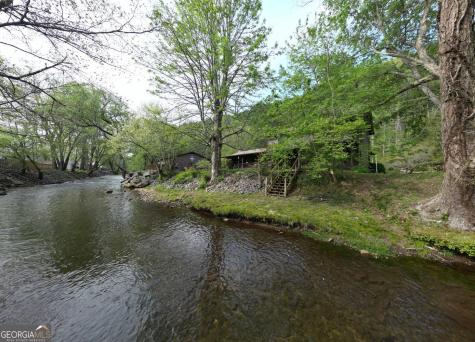 1908 Riverside Drive Hiawassee GA 30546