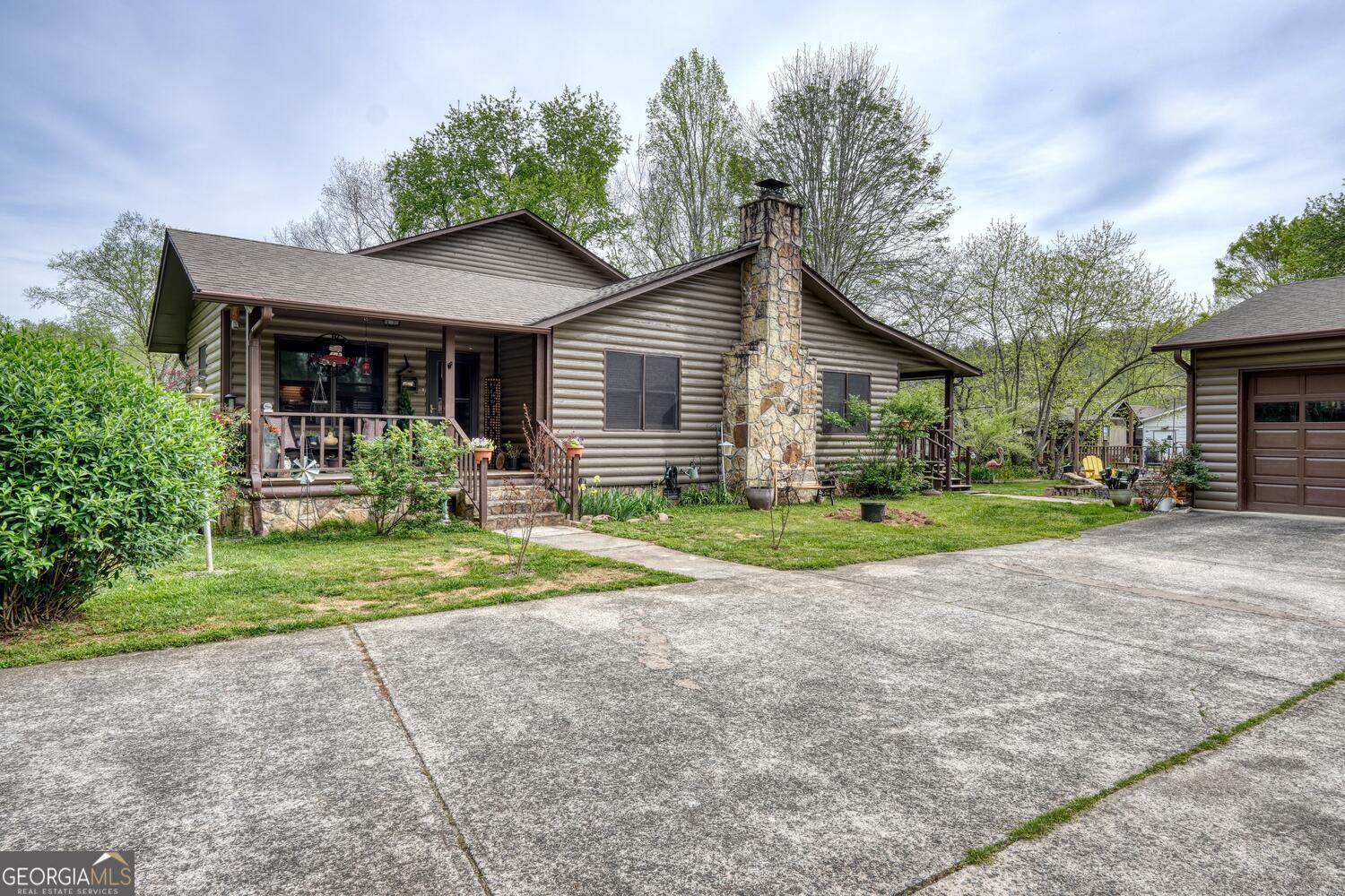 1908 Riverside Drive Hiawassee GA 30546