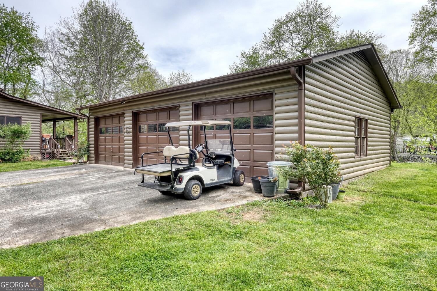 1908 Riverside Drive Hiawassee GA 30546