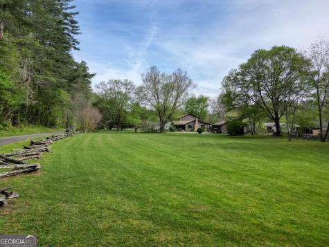 1908 Riverside Drive Hiawassee GA 30546