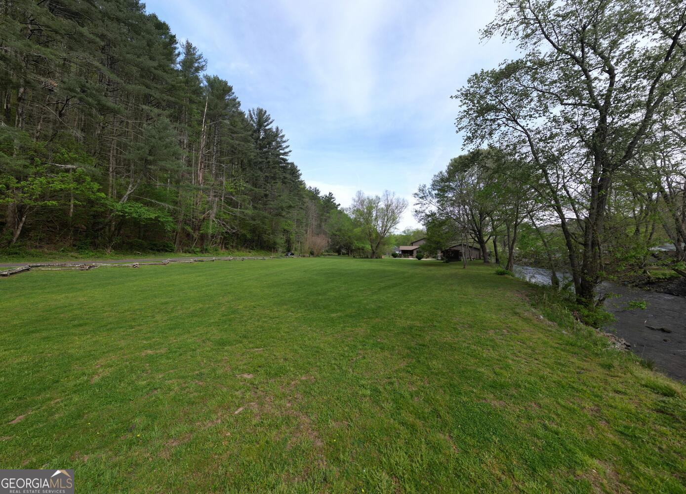 1908 Riverside Drive Hiawassee GA 30546