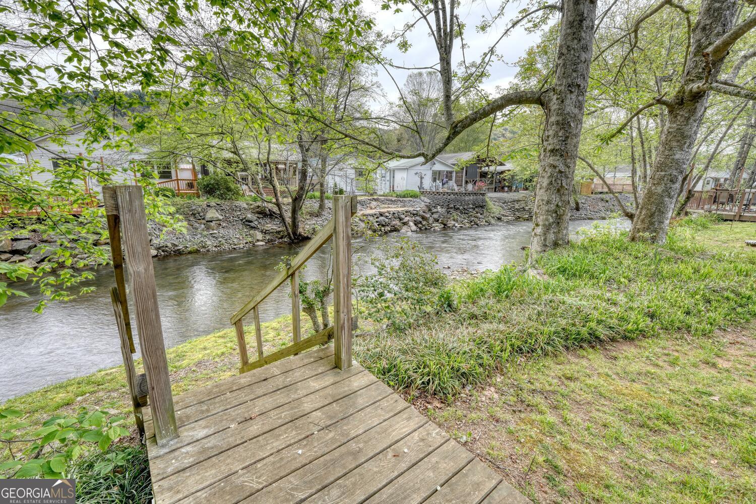 1908 Riverside Drive Hiawassee GA 30546