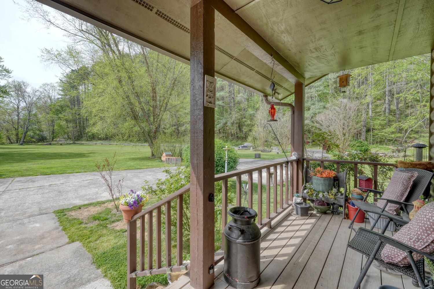 1908 Riverside Drive Hiawassee GA 30546