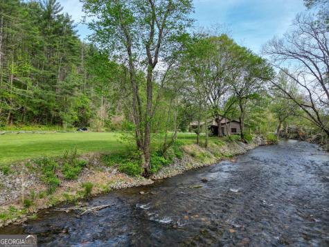 1908 Riverside Drive Hiawassee GA 30546