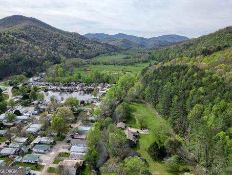 1908 Riverside Drive Hiawassee GA 30546