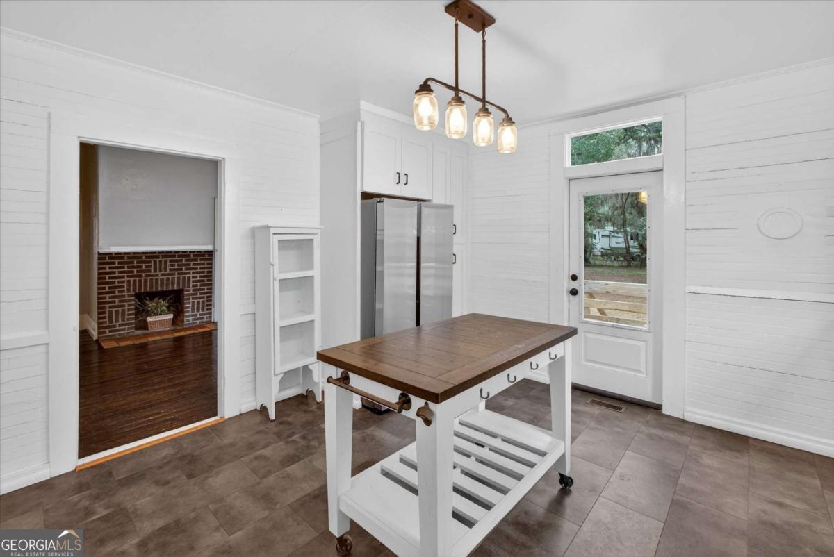 1401 Wayne Darien GA 31305