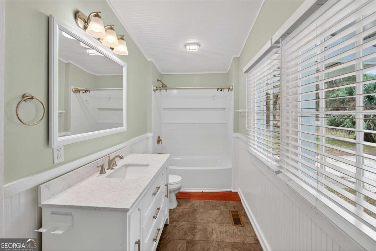 1401 Wayne Darien GA 31305
