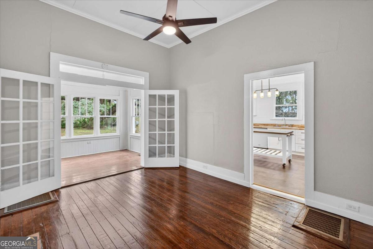 1401 Wayne Darien GA 31305