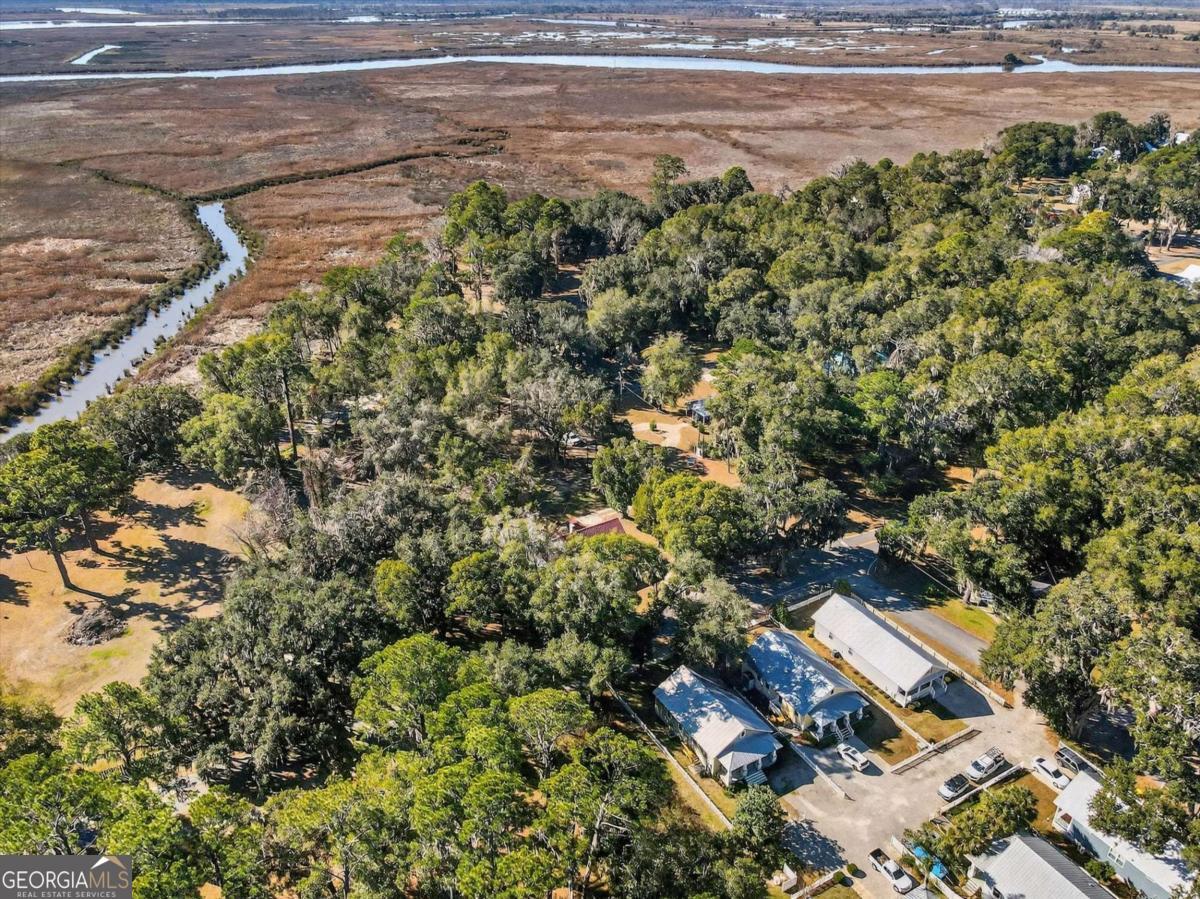 1401 Wayne Darien GA 31305