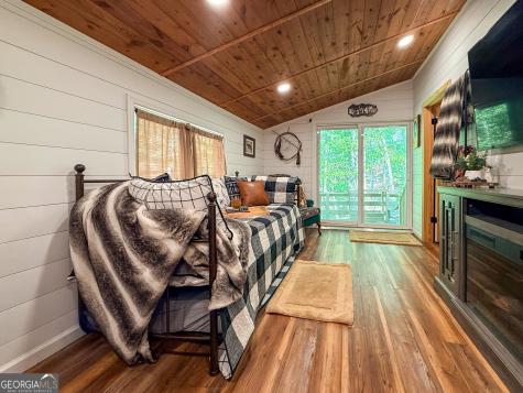 78 21st Street Ellijay GA 30540