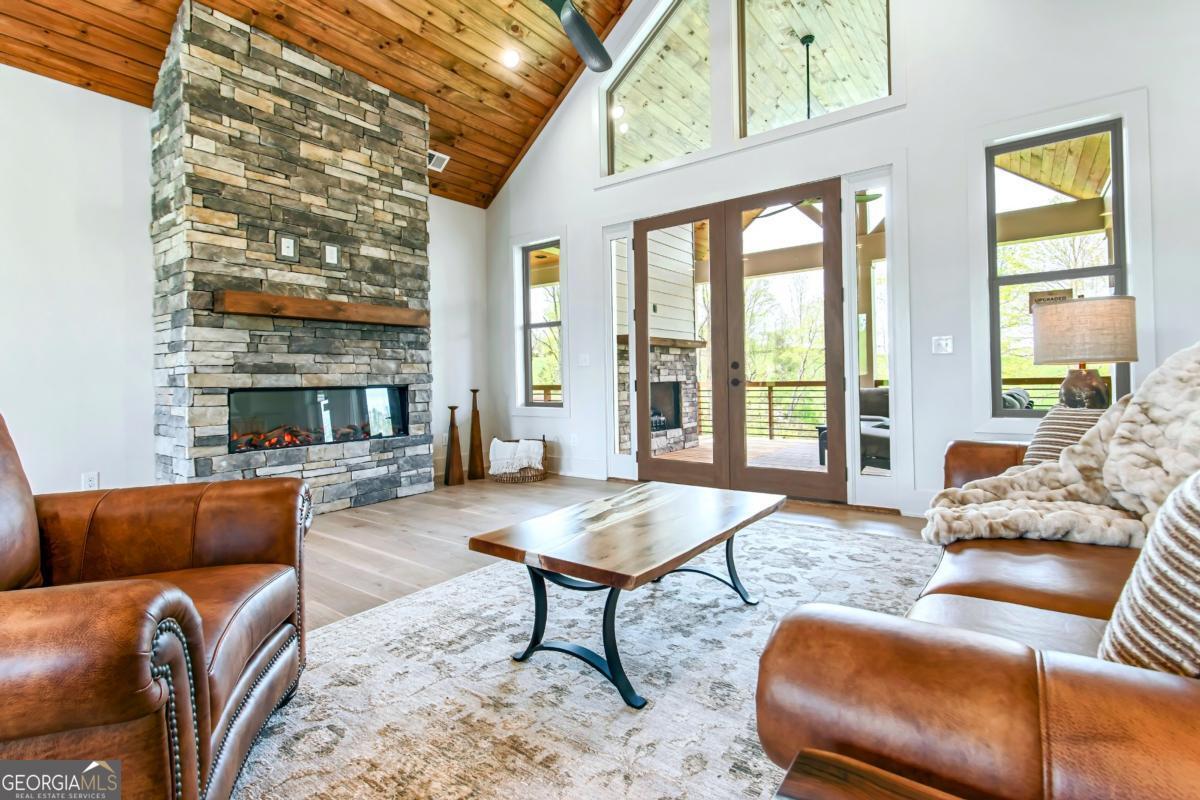 1250 Owen Glen Drive Blairsville GA 30512