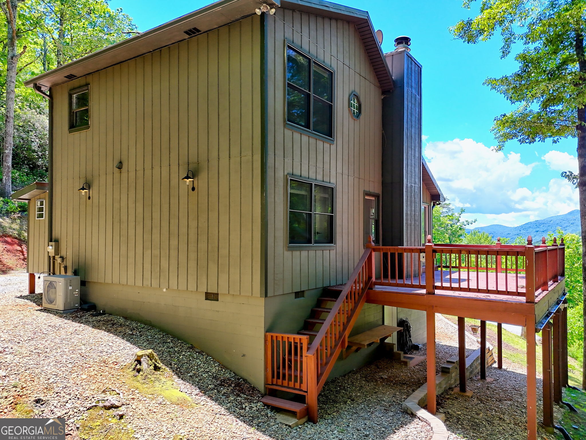 967 Saddle Gap Drive Clayton GA 30525