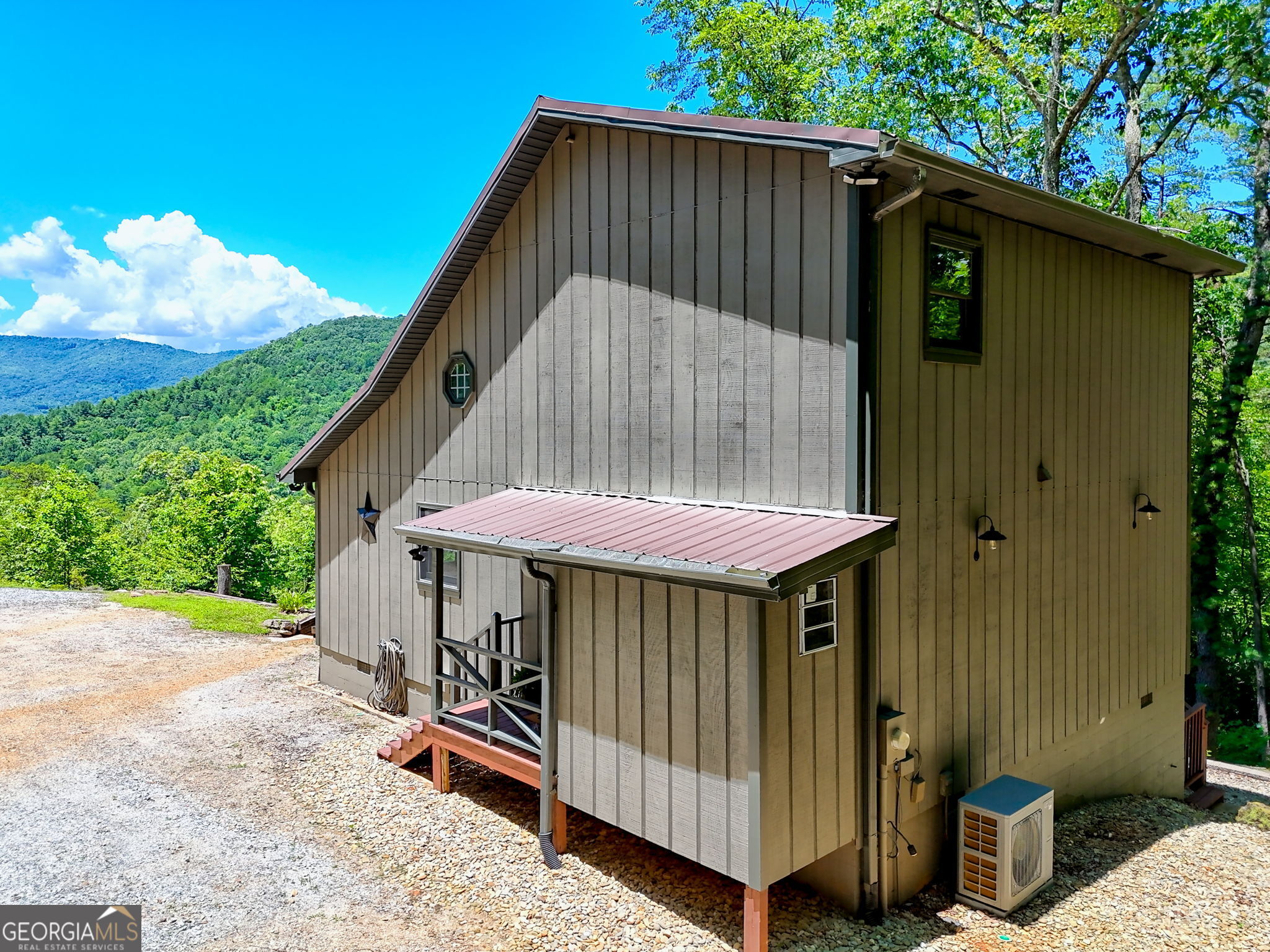 967 Saddle Gap Drive Clayton GA 30525