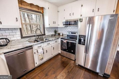 1006 Chestnut Cove Trail Jasper GA 30143