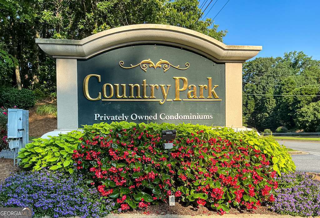 1904 Country Park Drive SE Smyrna GA 30080