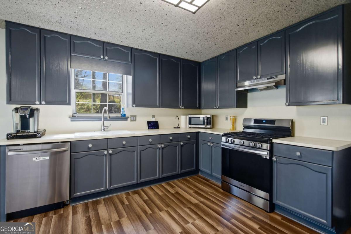145 Shadybrook Lane SW Atlanta GA 30331