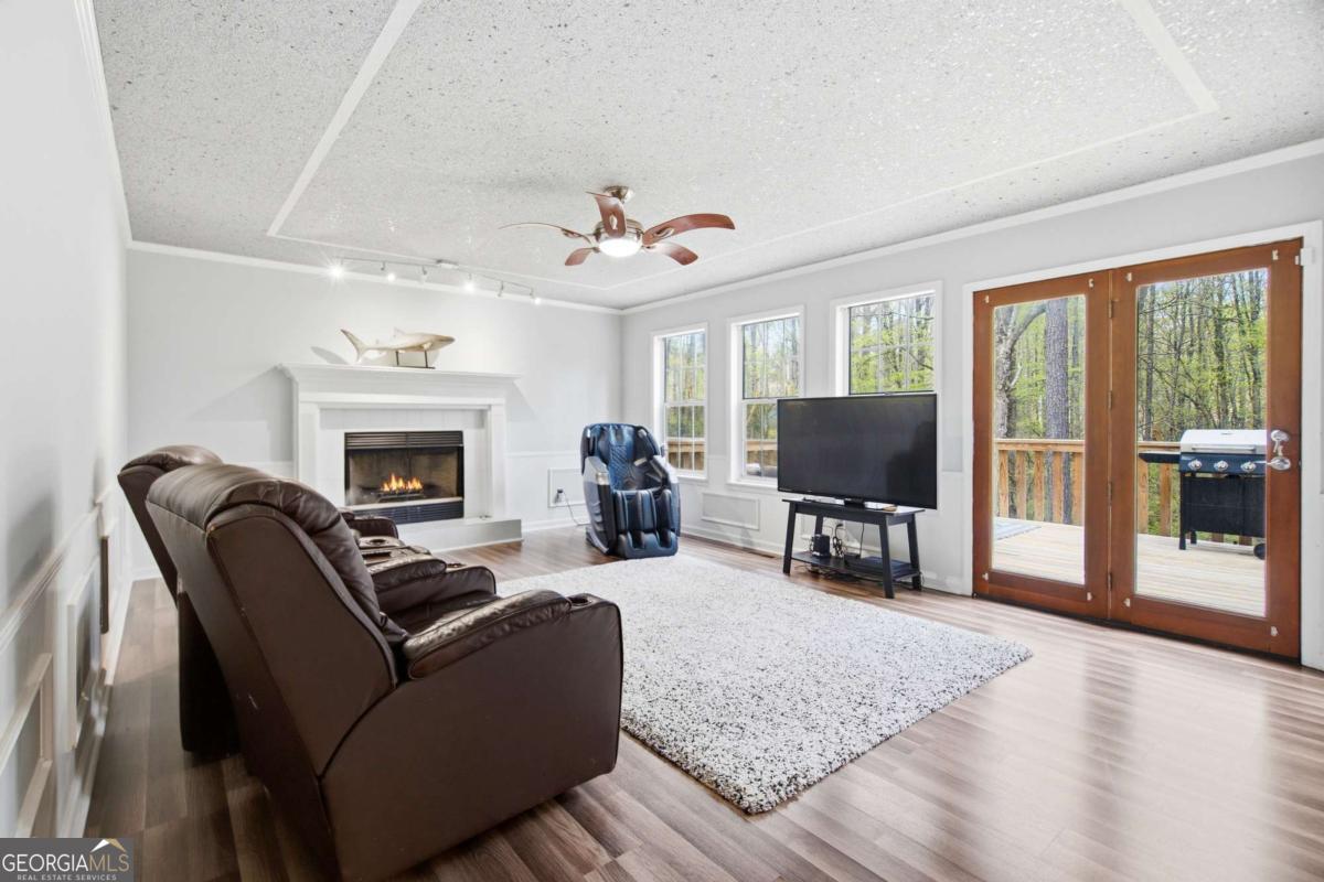 145 Shadybrook Lane SW Atlanta GA 30331