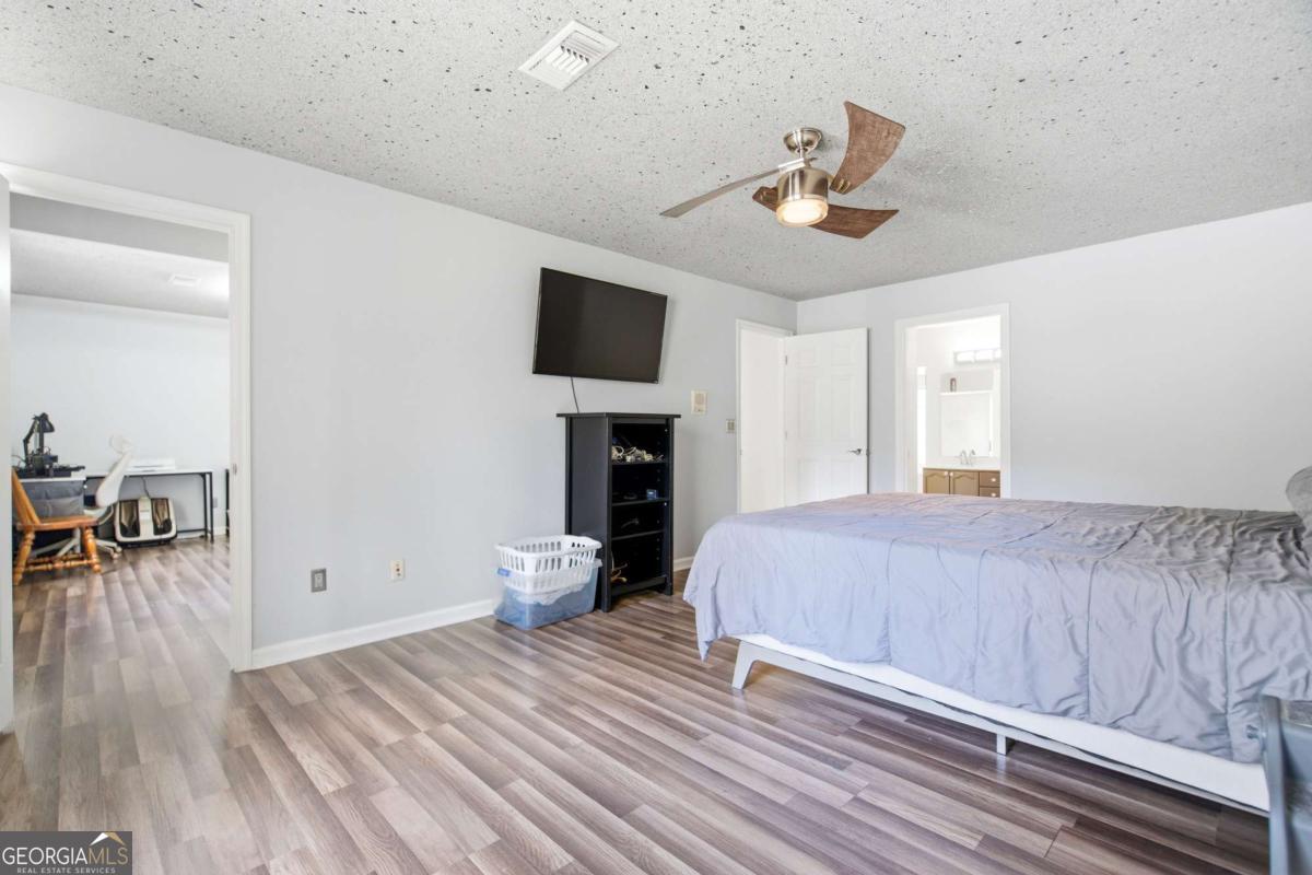 145 Shadybrook Lane SW Atlanta GA 30331