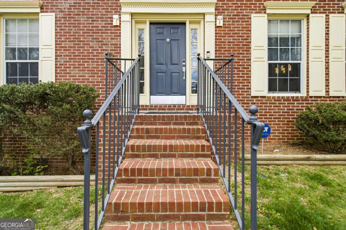 145 Shadybrook Lane SW Atlanta GA 30331