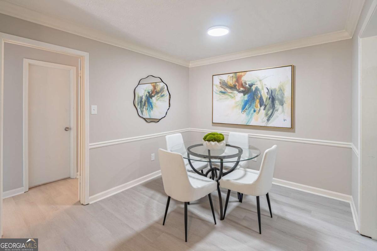 1103 Lake Pointe Circle Roswell GA 30075