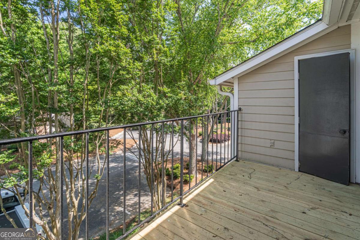 1103 Lake Pointe Circle Roswell GA 30075