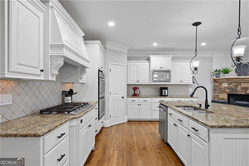 354 Estates View Drive Acworth GA 30101