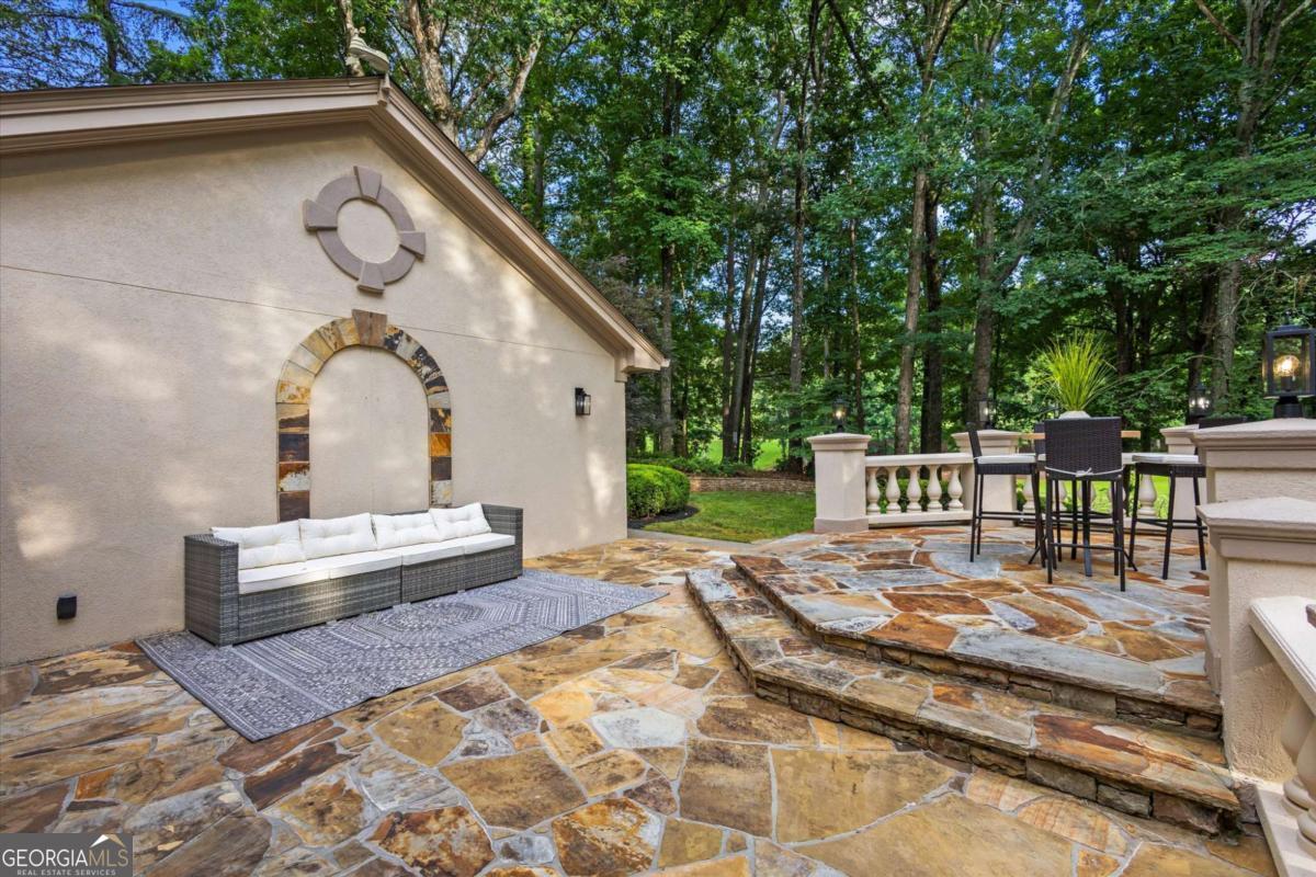 8920 Huntcliff Trace Atlanta GA 30350