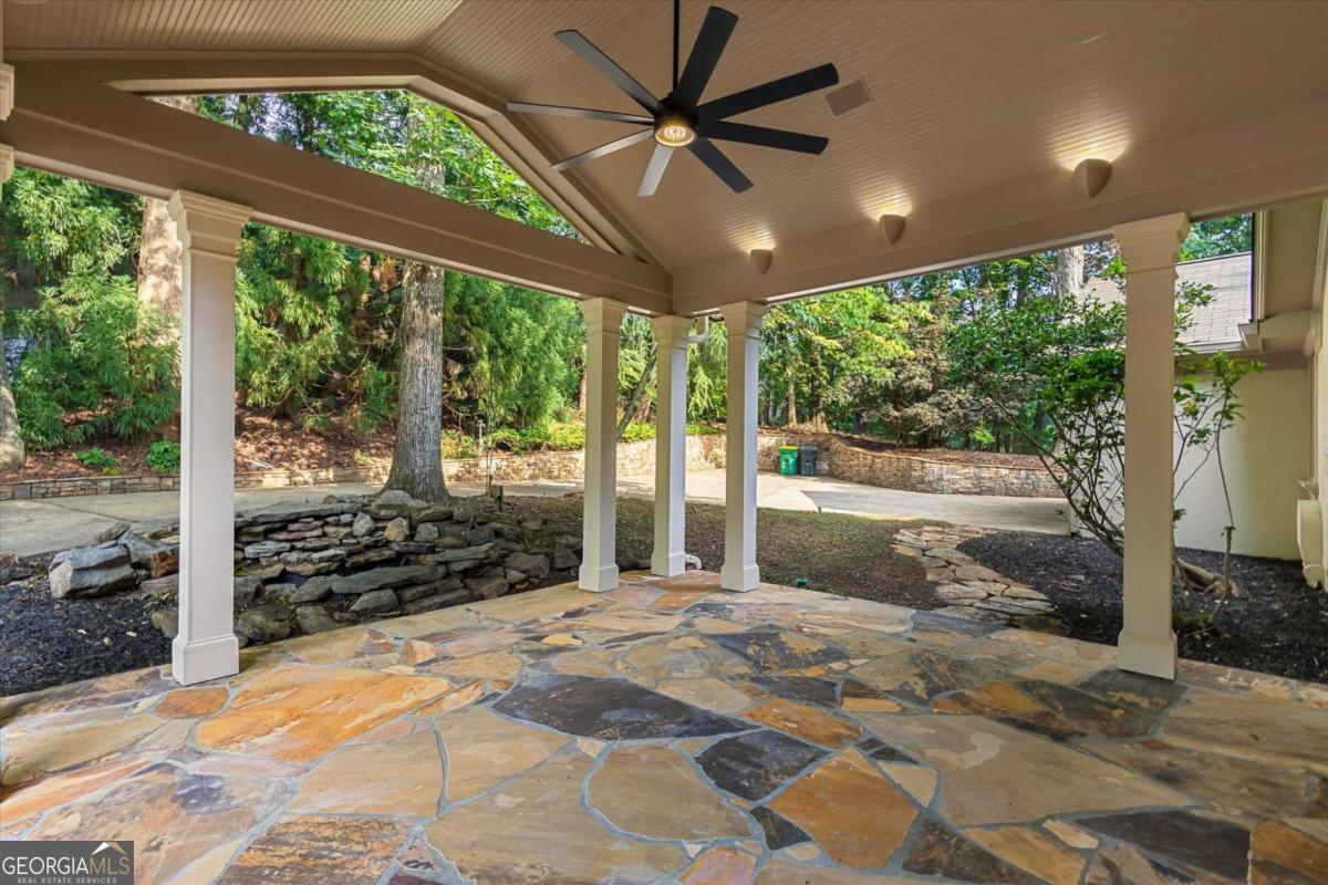8920 Huntcliff Trace Atlanta GA 30350