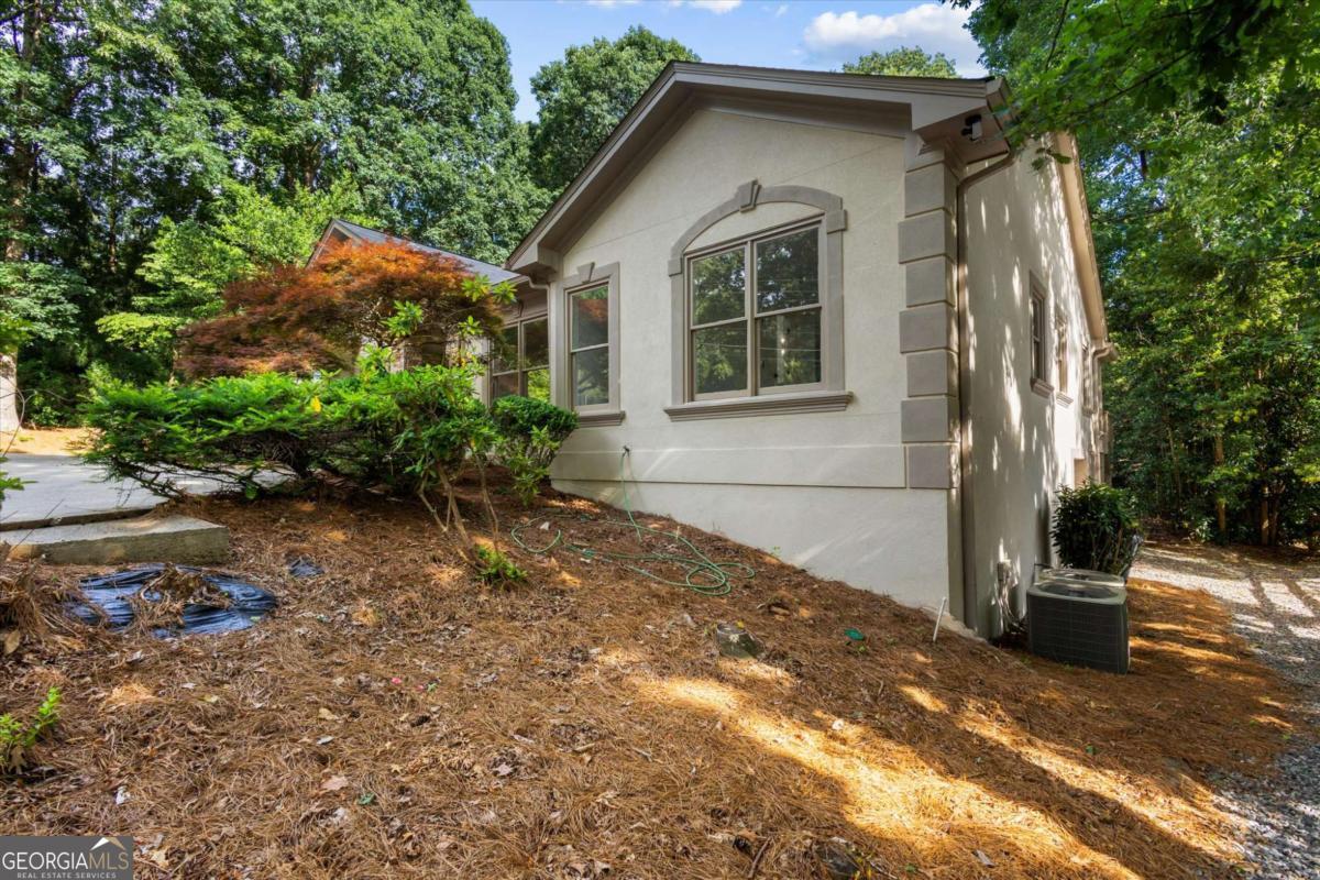 8920 Huntcliff Trace Atlanta GA 30350