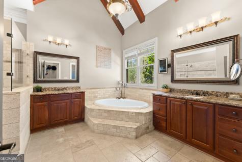 492 Jonney Thomas Road Cleveland GA 30528