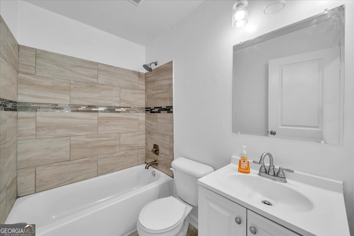 3330 E Royal Court Macon GA 31217
